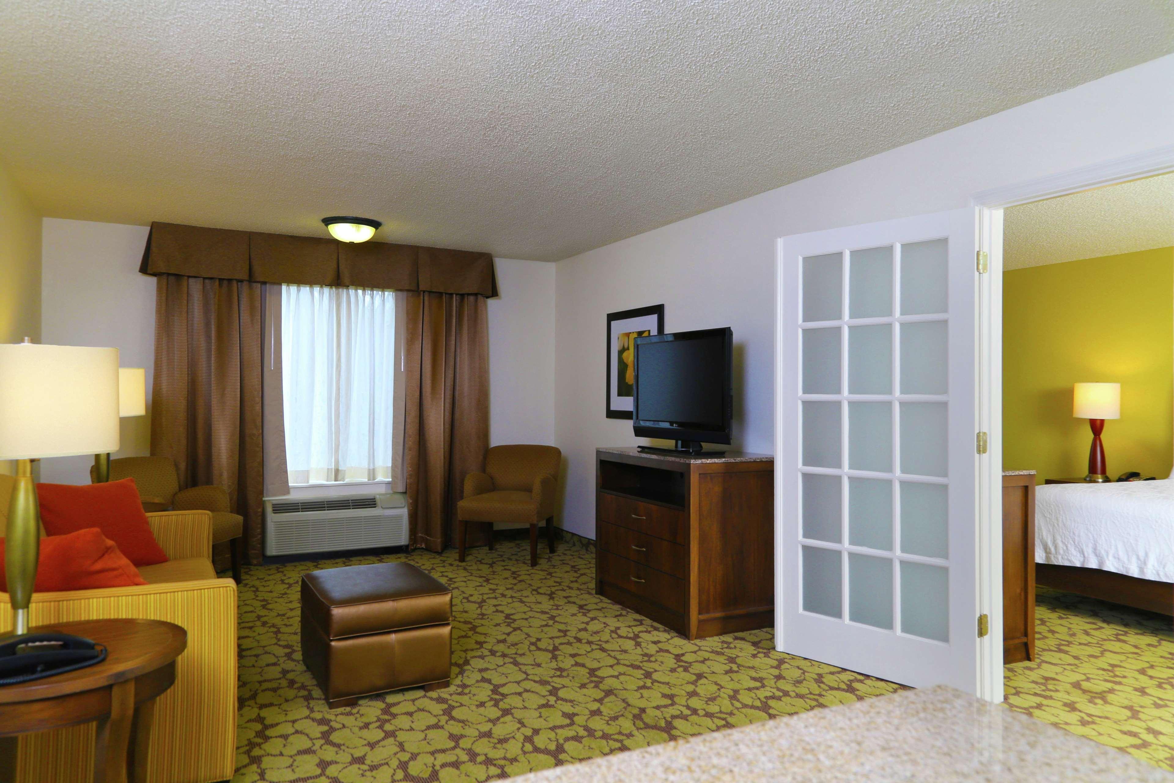 Hilton Garden Inn Tampa East Brandon Dış mekan fotoğraf
