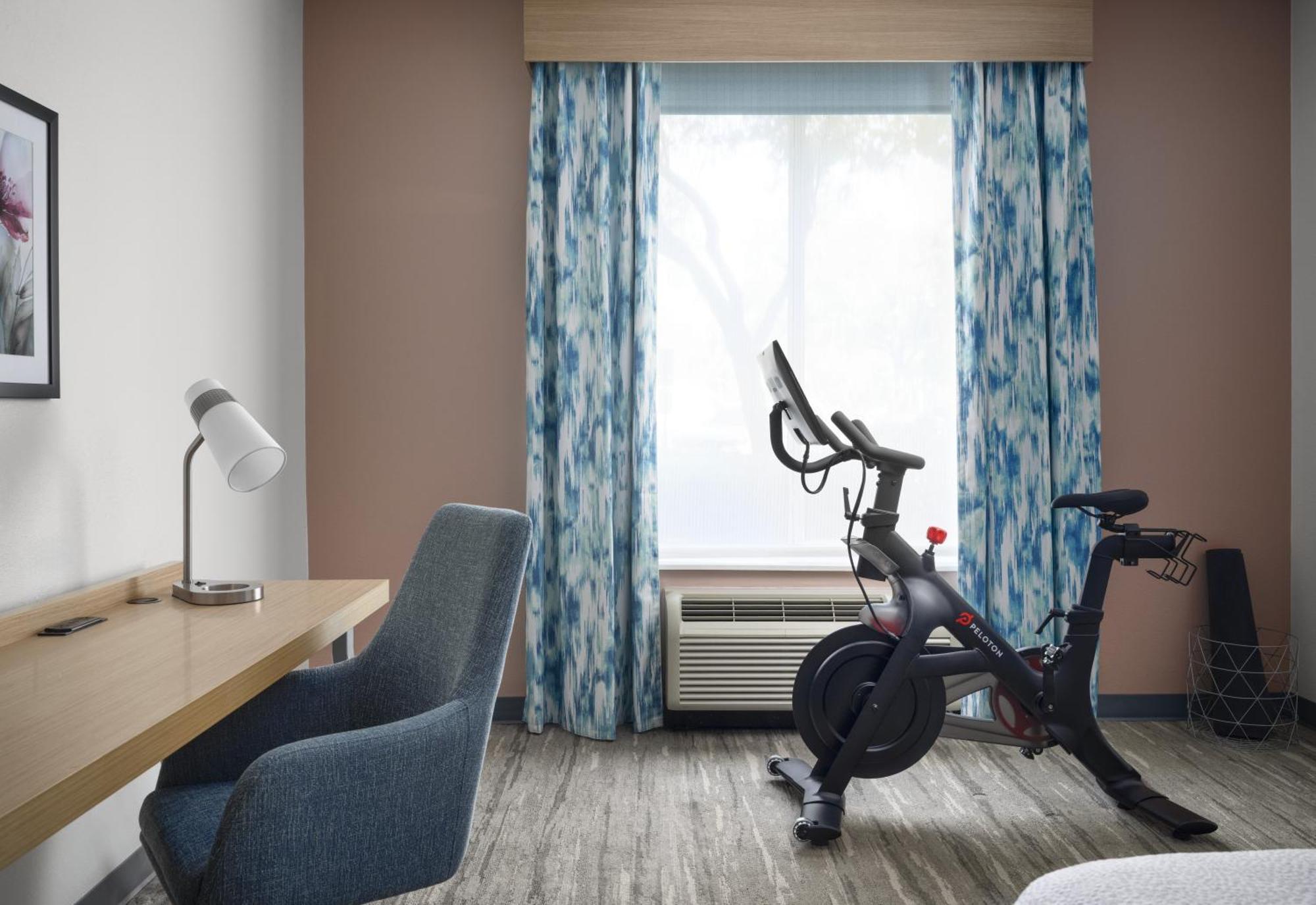 Hilton Garden Inn Tampa East Brandon Dış mekan fotoğraf